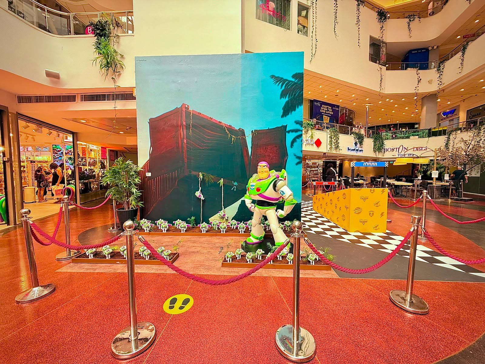 Pixar In The Center, תמונה 4
